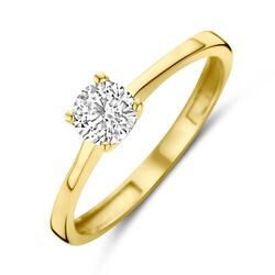 Gouden ring met een zirkonia 4,5mm