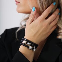 Christina charm Curved Leaf 630-S229