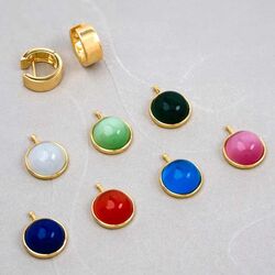 Heide Heinzendorff aanhangers lichtgroen Cat Eye E97 kleur 53 verguld zilver