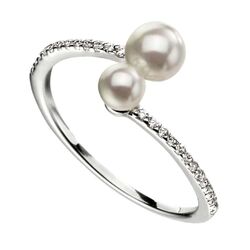 Zilveren slagring met twee parels en zirkonia