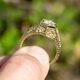 Vintage 14 krt gouden ring met diamant 0.50 handgegraveerde scheen
