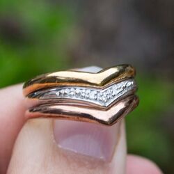 Vintage 8krt tricolor ring met 3 diamantjes