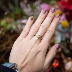 Vintage 18 krt met natuurlijk diamant