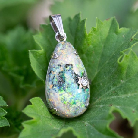 Vintage 14krt hanger bolderopaal briljant