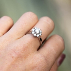 Vintage 18k witgouden ring bezet met diamanten