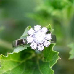 Vintage 18k witgouden ring bezet met diamanten