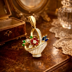 Vintage gouden hanger bloemenmand edelstenen