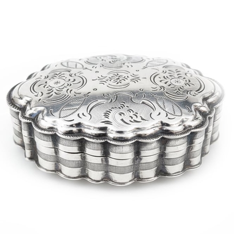 Antiek zilveren pillendoos 1864