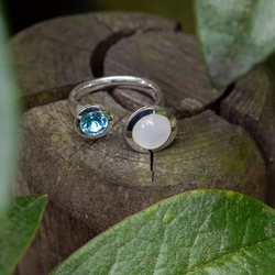Bastian Inverun ring Moon Touch met topaas en maansteen