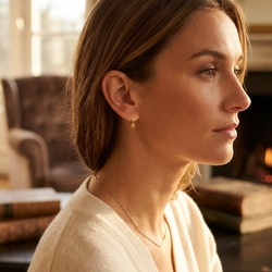 14krt gouden creolen geblokte voorkant