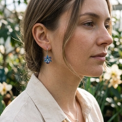 Nicole Barr oorhangers orchidee paars turkoois emaille nw0598YA