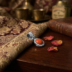 Zilveren hanger bloedkoraal met zirkonia