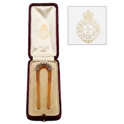 Antieke haarpin met goud, diamantjes en parels in het originele etui