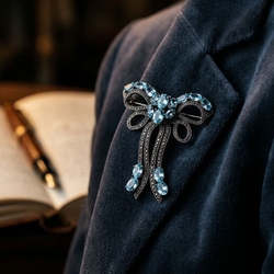 Strikbroche markasiet topaas