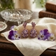 Tatiana Faberge oorbellen paarse bloemen