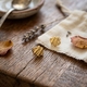 14krt gouden oorstekers met ribbels