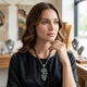 Zilveren hanger met drusy chalcedoon en zoetwaterparel