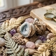 Zilveren hanger met drusy chalcedoon in schelp