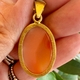Zilver vergulde hanger met carneool cabochon