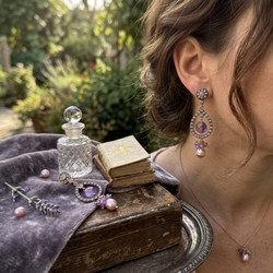 lange oorbellen zilver met amethist parel en strass