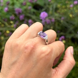 witgouden ring amethist en briljanten