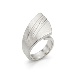 Lapponia zilveren ring White is White vintage