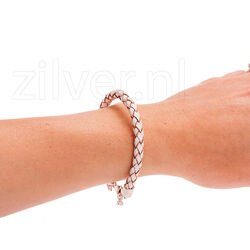 Wit leren armband side