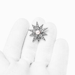 GL zilveren broche Sissi ster met een parel en Swarovski kristallen