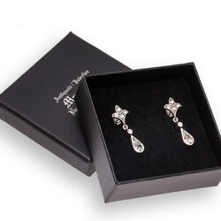 Zilver oorhangers met swarovski chrystal van GL