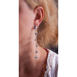 Lange zilver oorbellen met kroontjes van Giovanni Raspini