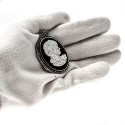 zilver medaillon camee onyx parelmoer markasiet