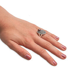 Zilveren ring met markasiet en bruine parel