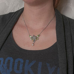 GL Timeless collier art nouveau met emaille en parel