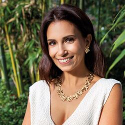 Verguld zilver collier oorstekers en ring met pareltjes Jasmine Bastian Inverun