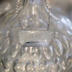 Drank label "sherry" zilver Londen 1966