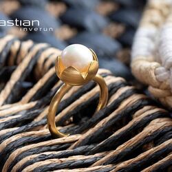 Bastian Inverun vergulde ring miracle blossom