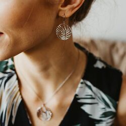 Julie Julsen oorbellen palm bladeren