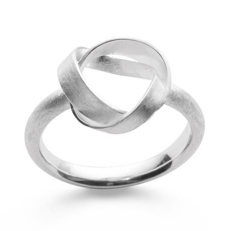 Zilveren ring met knoop van Bastian Inverun