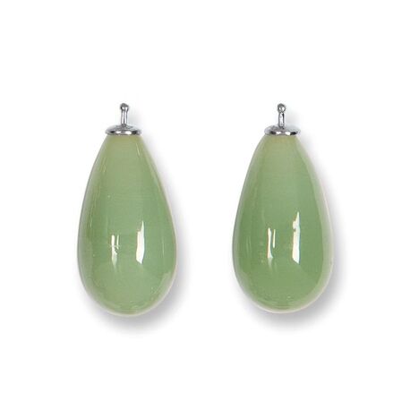 Heide Heinzendorff mint groene druppelaanhangers E43