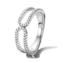 Witgouden paperclip ring met diamantjes