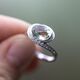 Witgouden diamanten ring met groen amethist