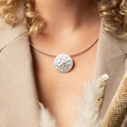 Bastian Inverun hanger diamantje in vergulde zetting