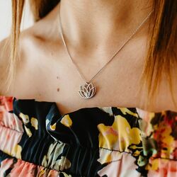 Sieradenset met Lotusbloem zirkonia van Julie Julsen