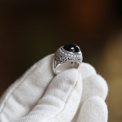 Zilveren markasiet ring met onyx pareltjes markasiet