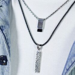 Silk zilveren ketting met onyx tag hanger 181 Chevron