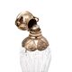Gouden parfumflesje gemaakt in Nederland in de 19e eeuw in foudraal