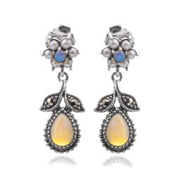Zilveren oorbellen opaal pareltjes en markasietjes