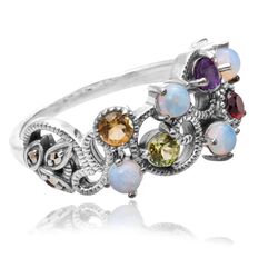 Zilveren ring met edelstenen