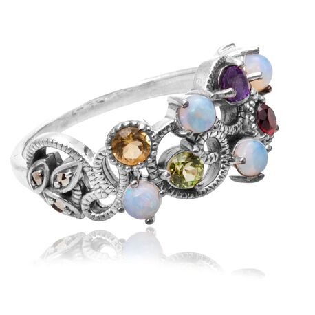Zilveren ring met edelstenen