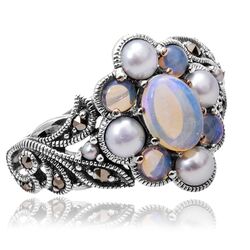 Zilveren ring met pareltjes, opaal en markasiet